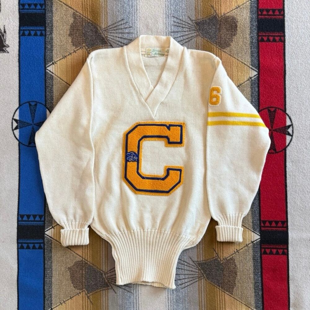 True Vintage 60s Varsity Letterman Pullover Sweater Size 40 Wrestling 1966